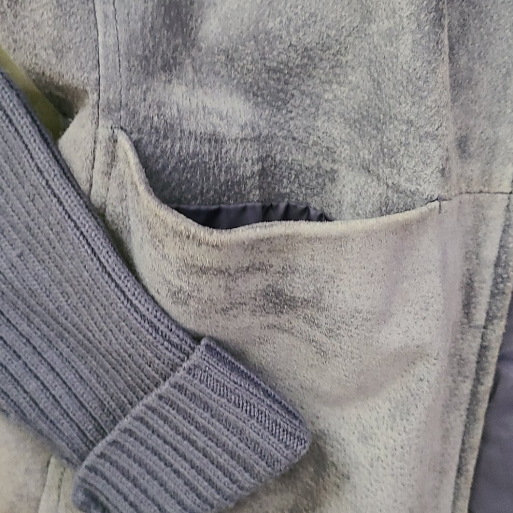 Ami Leather Jacket Medium - image 4